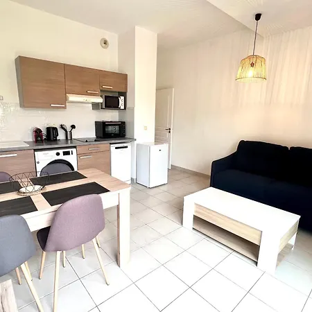 Appartement Calme Avec Exterieur